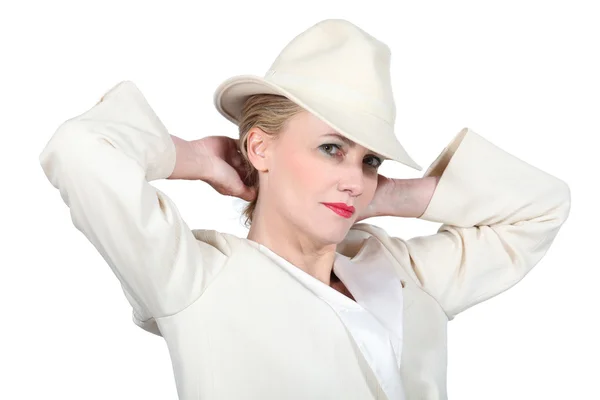 Žena s bílým obleku — Stock fotografie