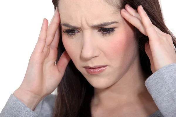 तणाव डोकेदुखी असलेली स्त्री — स्टॉक फोटो, इमेज