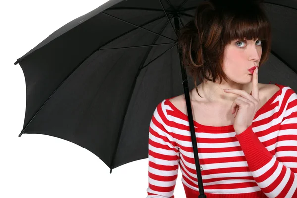 Şemsiye ile durdu kadın — Stok fotoğraf