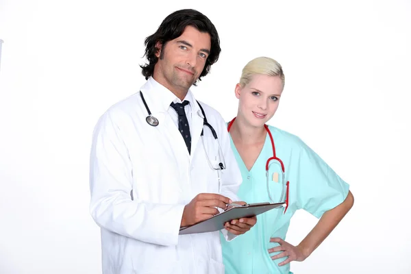 Arzt und Krankenschwester — Stockfoto