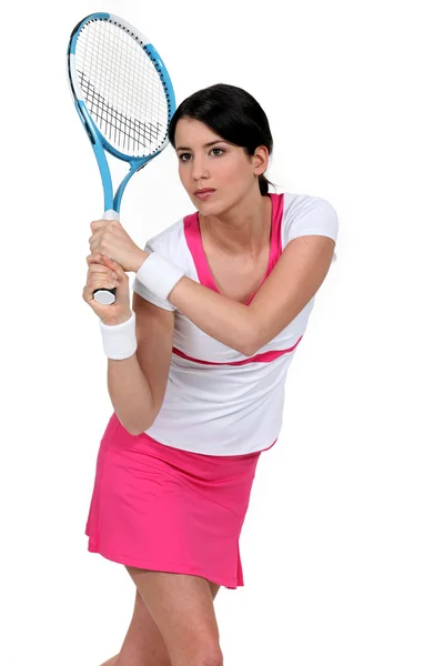 Kobieta grająca w kort tenisowy — Zdjęcie stockowe