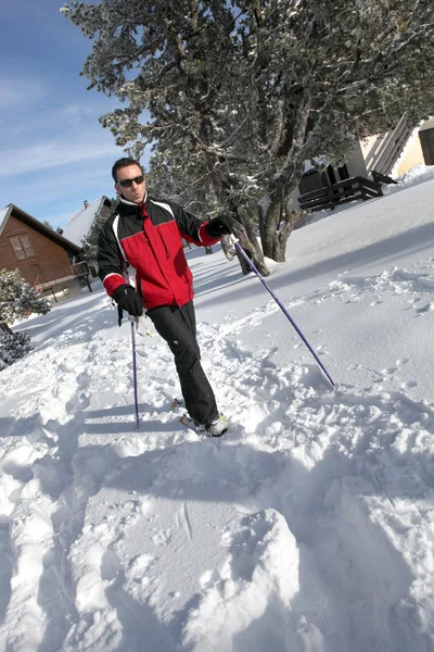 Homem esqui cross-country — Fotografia de Stock