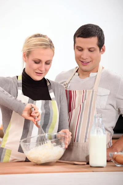 A couple baking — Stock Photo, Image