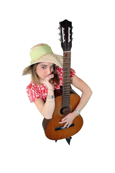 Νεαρή γυναίκα με κιθάρα — Φωτογραφία Αρχείου
