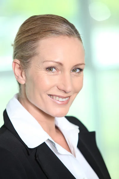 Profilbild der blonden Geschäftsfrau — Stockfoto