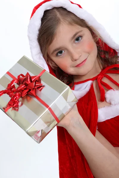 Κοριτσάκι που γιορτάζει τα Χριστούγεννα — Φωτογραφία Αρχείου