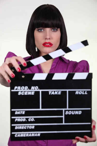 Sexig skådespelerska med klappa av bion — Stockfoto