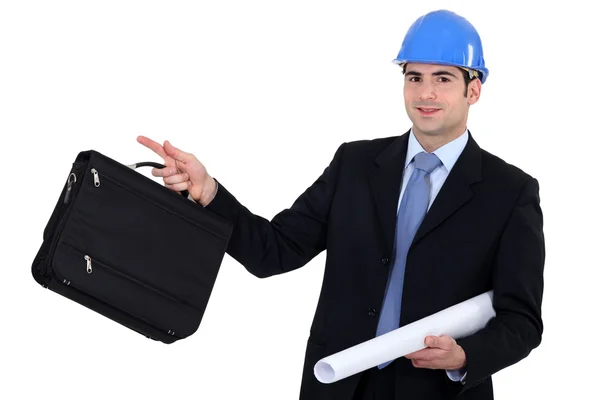 Affärsman kommer på en byggarbetsplats — Stockfoto