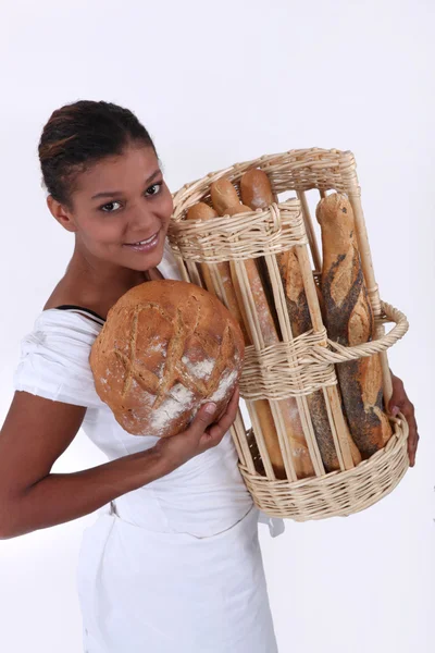 Black girl in bakery shop — Stock Photo, Image