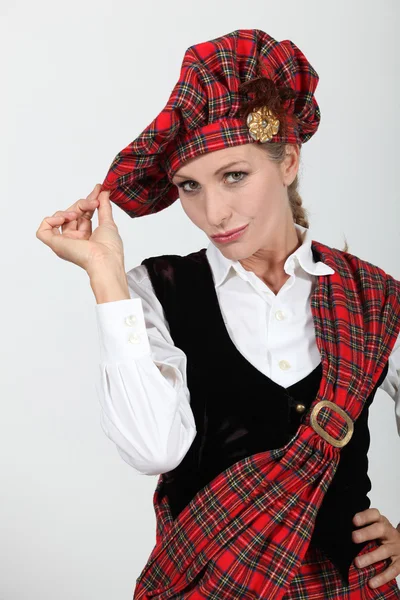 Mulher em trajes escoceses — Fotografia de Stock
