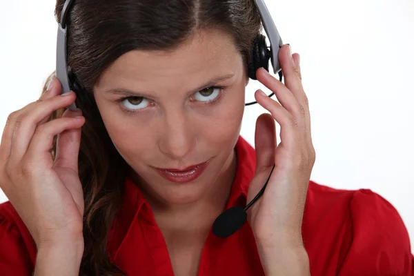 Porträt einer Geschäftsfrau mit Kopfhörer. — Stockfoto