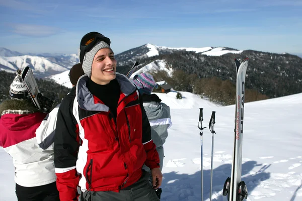 Přátel lyžování — Stock fotografie