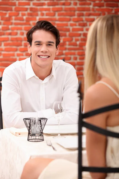 Har lunch tillsammans — Stockfoto