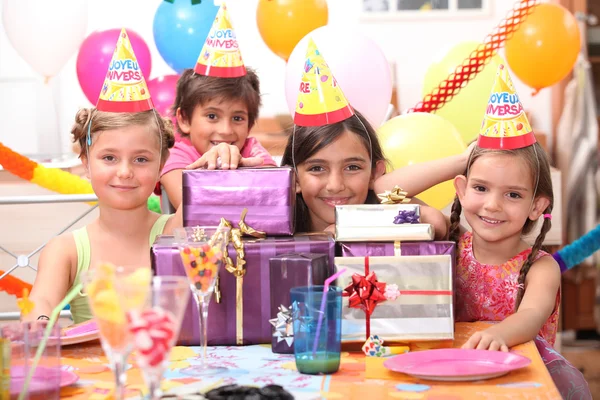 Barn födelsedagsfest — Stockfoto
