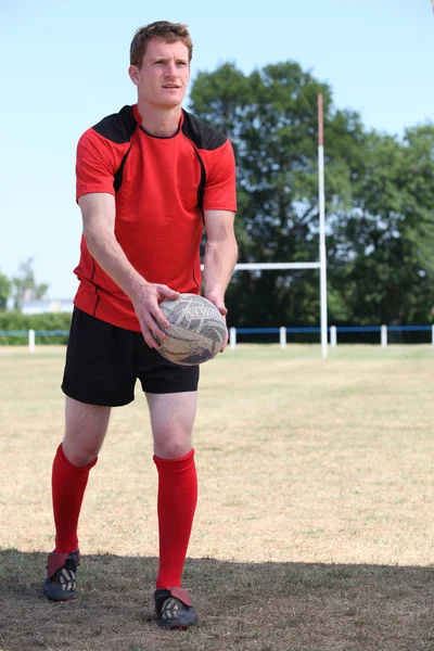 Mann spielt Rugby — Stockfoto
