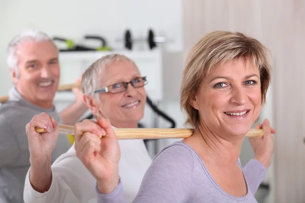 Middle-aged gym class — Stock Photo, Image