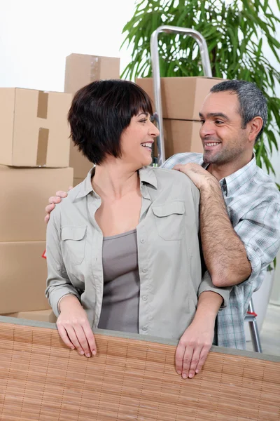 Mature couple moving house — Stock Photo, Image