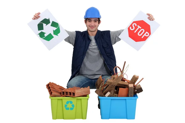 Tradesman encouraging recycling — Stock Photo, Image