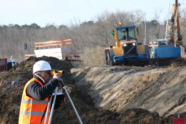 Agrimensor in situ — Foto de Stock