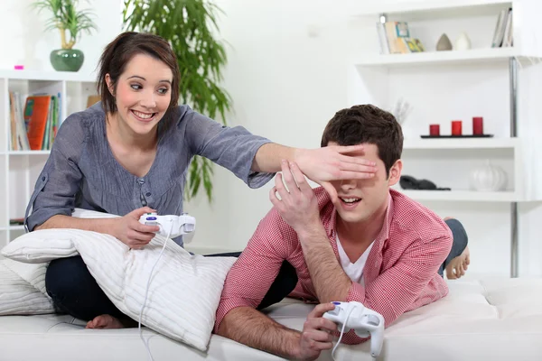 Teenagers playing video game. — Stock Photo, Image