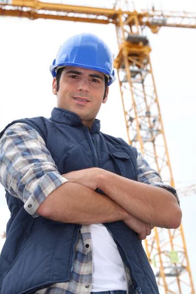 Foreman stood in-front of crane — Stock Photo, Image