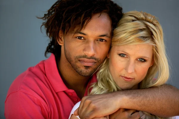 Portrait of young couple — Stock Photo, Image