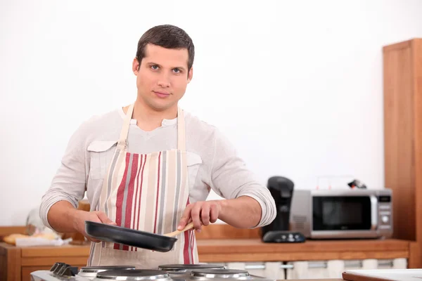 Portrét muže v kuchyni — Stock fotografie