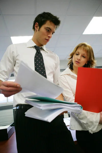 Unorganized business colleagues — Stock Photo, Image