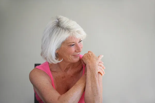 Happy senior woman — Stock Photo, Image