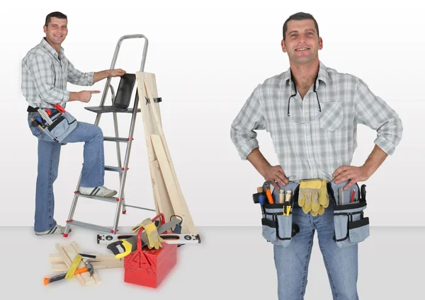Carpenter stood with ladder — Stock Photo, Image