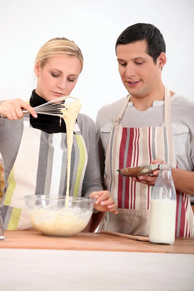 Paar samen koken — Stockfoto