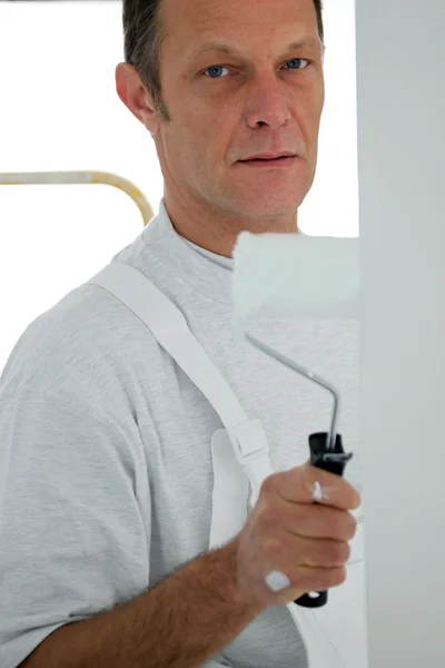 Man painting a room white — Stock Photo, Image