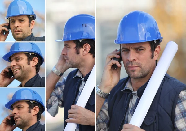Schnappschüsse eines jungen Mannes mit blauem Schutzhelm am Telefon — Stockfoto