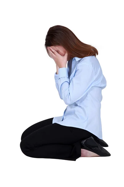 Jonge vrouw huilen — Stockfoto