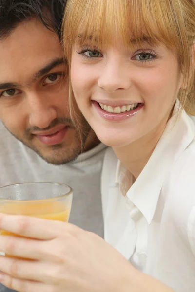 Young couple early in the morning — Stock Photo, Image