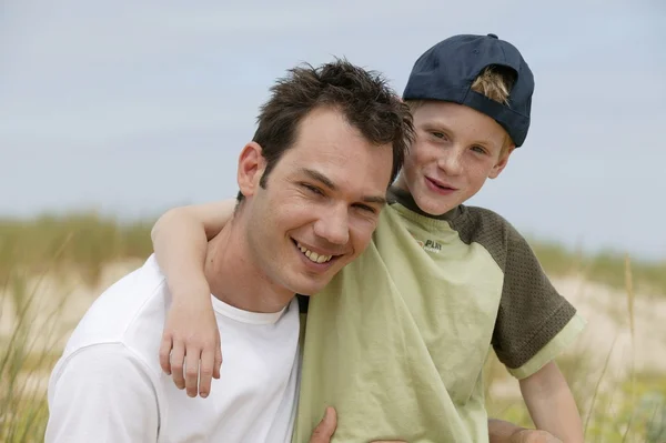 Man spending time with his son — Stock Photo, Image