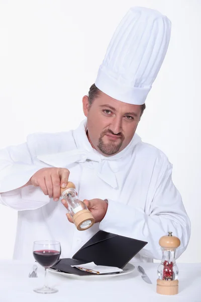 Chef preparándose para comer un portátil —  Fotos de Stock