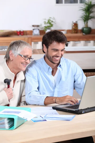 Happy doing accounting at home — Stock Photo, Image