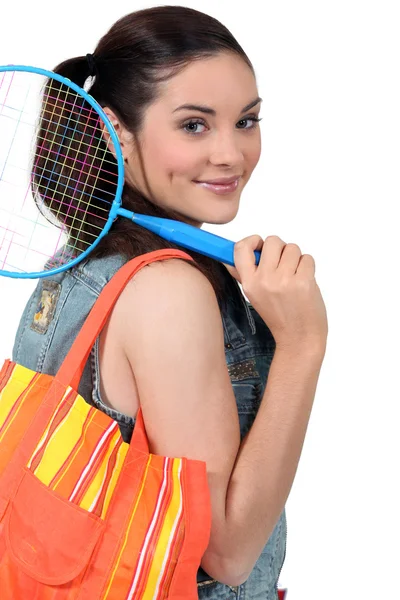 Kobieta będzie grać w badmintona — Zdjęcie stockowe