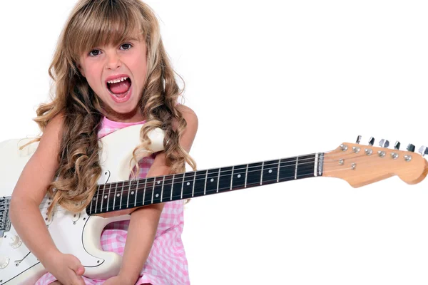 ギターを持つ少女 — ストック写真