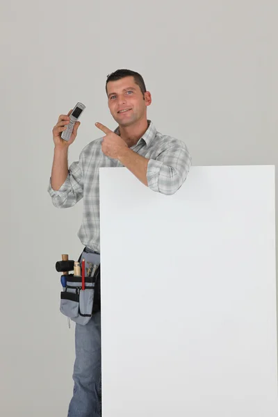 Handyman promoviendo su negocio —  Fotos de Stock