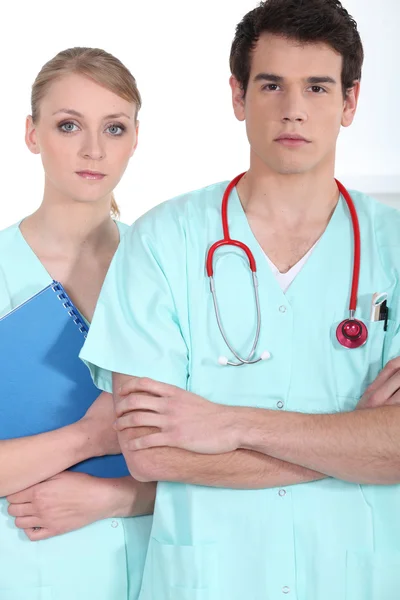 Two hospital workers — Stock Photo, Image