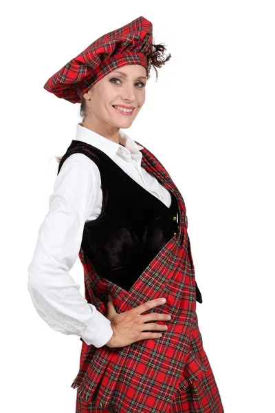 Frau im traditionellen Schottenrock-Outfit — Stockfoto