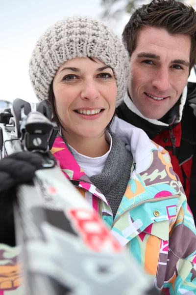 Ski pár — Stock Fotó