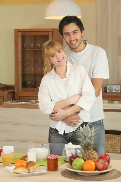 Couple ready for breakfast — Stock Photo, Image