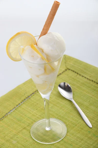 Sorbetto al limone — Foto Stock