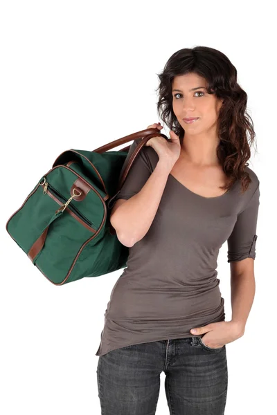 Bavullu genç kadın. — Stok fotoğraf