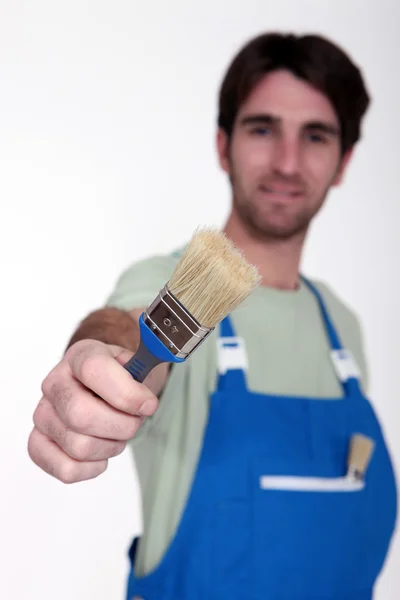Man met een penseel — Stockfoto