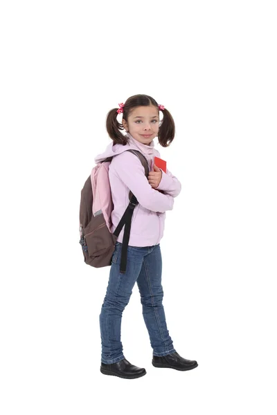 Jovencita yendo a la escuela —  Fotos de Stock