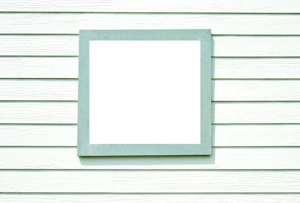 Bois vert de mur avec cadre de fenêtre vert — Photo